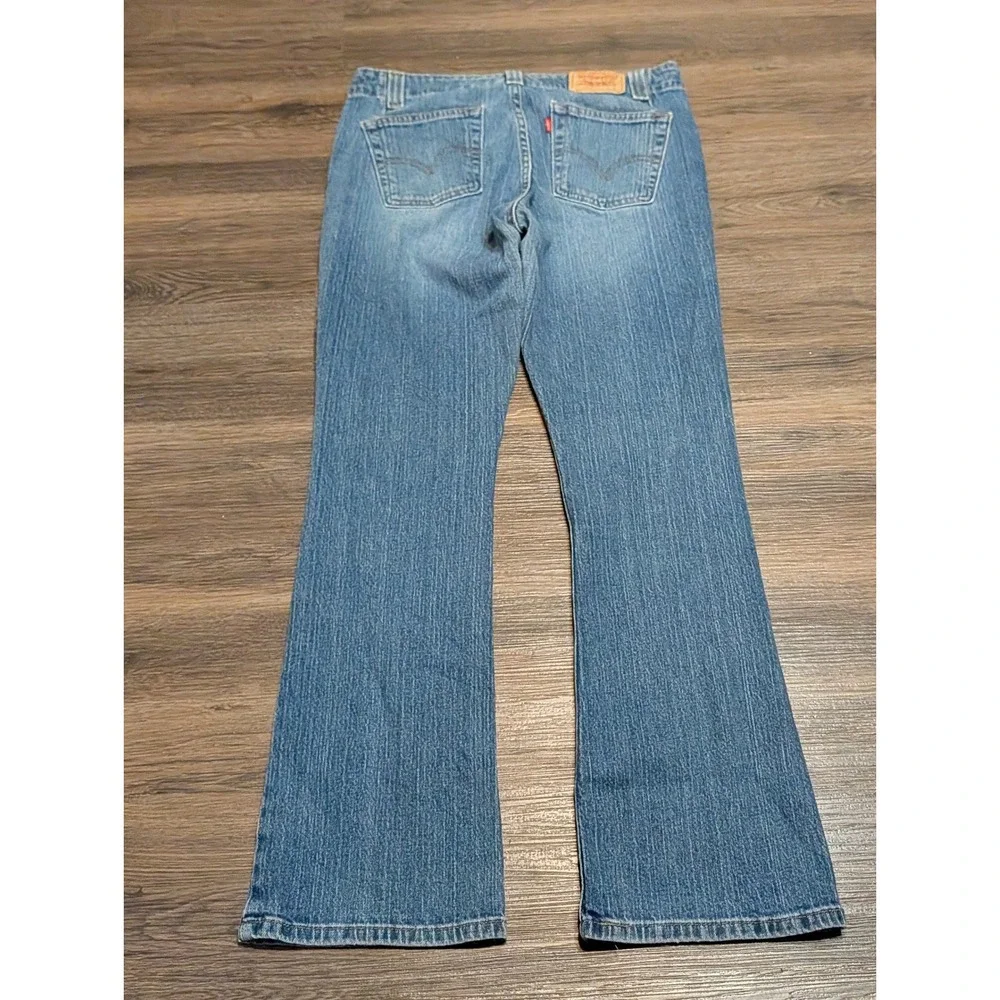 Levis 525 Nouveau Low Bootcut Jeans Womens 12M Medium Wash Blue Denim Stretch
